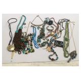 Assorted Native American Costume Jewelry M16E