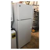 White GE Refrigerator W13A