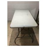 6 ft Folding Table M11C