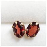 10K Yellow Gold Genuine Garnet Stud Earrings SJC 10K Yellow Gold Genuine Garnet Stud Earrings SJC