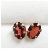 10K Yellow Gold Genuine Garnet Stud Earrings SJC