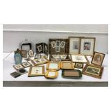 Over Twenty Five Vintage Frames & Art K9B
