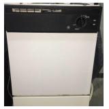 White & Black GE Dishwasher Y4