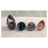 4 Glass Paperweights Y6C