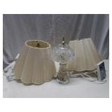2 Wall Lamps & a Table Lamp X7C