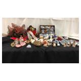 Large Collection of Holiday Ornaments K6B