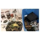 Bin Full of Assorted Decor & Appliance Q6B