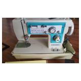 Dressmaker Sewing Machine U8B
