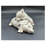 Ceramic Nesting Pigs