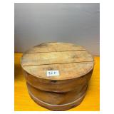 Round Wooden Sieve with Lid