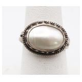 Nakai Sterling Silver Mother of Pearl Ring Size 8