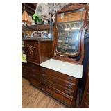 Quarter Sawn Oak Serpentine Dresser w/Mirror