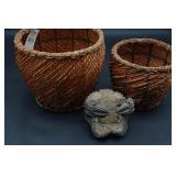 (2) Seagrass Basket Planters & Crab Dï¿½cor