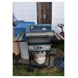 SUNBEAM GRILL MASTER GRILL & PROPANE TANK
