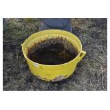 CAST IRON WITCHES POT 18" ROUND
