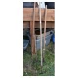 3 RAKES & HOE