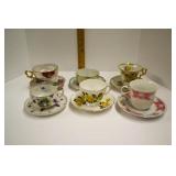 6 TEA CUPS