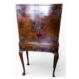 Furniture Vintage Queen Ann Cocktail Cabinet