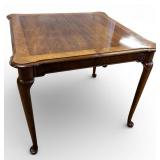 Furniture Queen Anne Extendable Dining Table