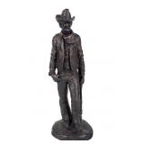 'The Vigilante' Statue By Daniel Monfort