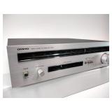 Onkyo Servo Locked Stereo Tuner Model No. T-4040