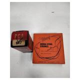 Box Gibson Mona-Steel Strings & RCA Electron Tube