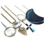 4 Necklaces w/ Pendants + Pendant w/o Chain