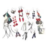 15 Pairs Of Vintage Wire Earrings