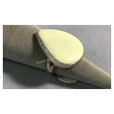 Size 8 Sterling Lemon Chrysoprase Ring