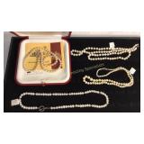 4 Strands Cultured Pearl Necklaces
