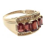 14K Garnet Diamond 4.6g TW Sz 8