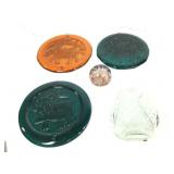 Vintage Embossed Art Glass Medallions & Vase