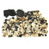 Vintage Buttons Coin Purses & Sewing Notions
