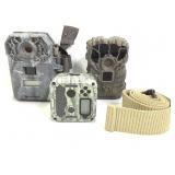 3 Trail Cams w/ Straps Untested