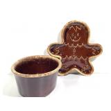 Hull Gingerbread Man Pan & 10" Oval Oven Ware