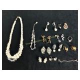 Costume Necklaces Bracelet Clip Earrings Bling!
