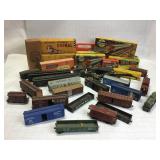 Electric HO Gauge Model Train Cars & Tracks