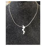 .925 Silver Chain & Pendant  7.34 grams  L