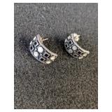 .925 Retro Mother of Pearl & Onyx Earrings  6.34