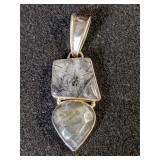 .925 Silver & Quartz Pendant  15.03 grams   CN