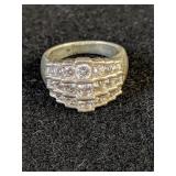 .925 Silver Ring w/CZs   Size 6  Beautiful  6