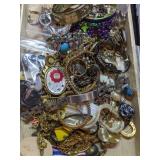 Lot of Miscellaneous Jewelry