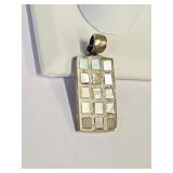 .925 Silver and Mother of Pearl Pendant  6.9g   L