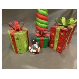 Lot of Sparkling Tree and Gifts