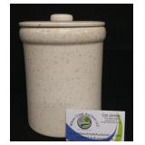 Ceramic canister with lid