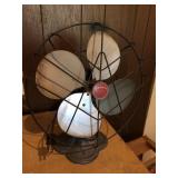 Emerson Junior fan with Heavy stand Emerson Junior fan with Heavy stand