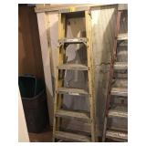 Werner 6' fiberglass latter Werner 6' fiberglass latter