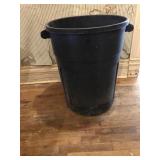Rubbermaid trash can Rubbermaid trash can