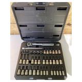 Craftsman 42pc socket bit set w/3/8 Ratchet