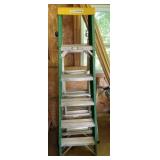 6' Fiberglass Ladder 225lb capacity